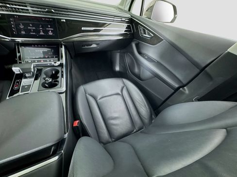 Used 2023 Audi Q7 2.0T Premium Plus w/ Premium Plus Package AWD/4WD image 16
