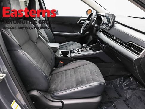 Used 2024 Mitsubishi Outlander SE FWD image 23