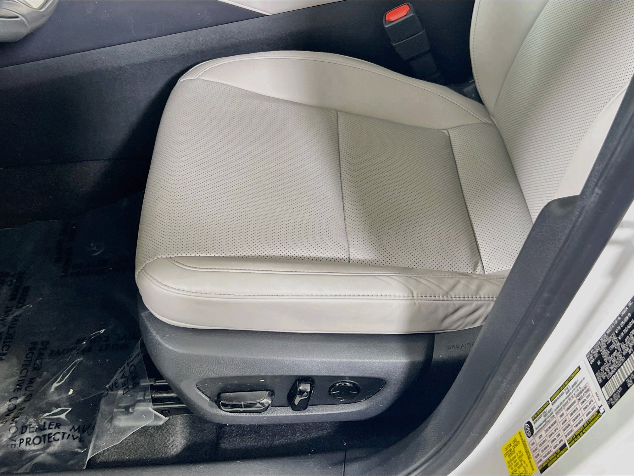 Used 2023 Lexus RX 350 Premium w/ Accessory Package (K3) AWD/4WD image 18