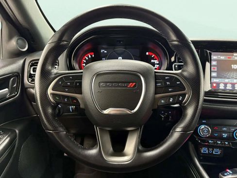 Used 2023 Dodge Durango SXT Launch Edition image 16