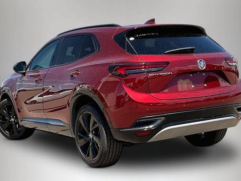 Used 2022 Buick Envision Essence w/ Technology Package II FWD image 4