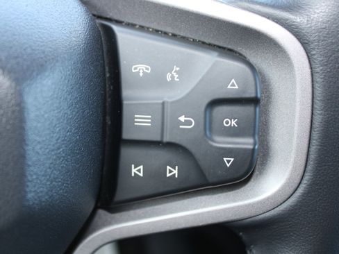 Used 2025 Ford Bronco Big Bend image 19