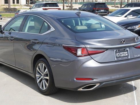 Used 2019 Lexus ES 350 w/ Premium Package image 7