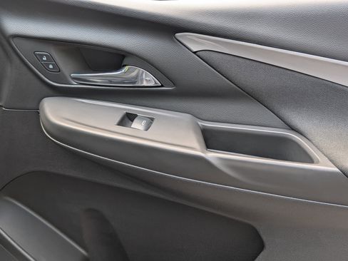 Used 2023 Chevrolet Bolt LT w/ Driver Confidence Package FWD image 21