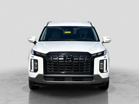 Used 2025 Hyundai Palisade SEL FWD image 2