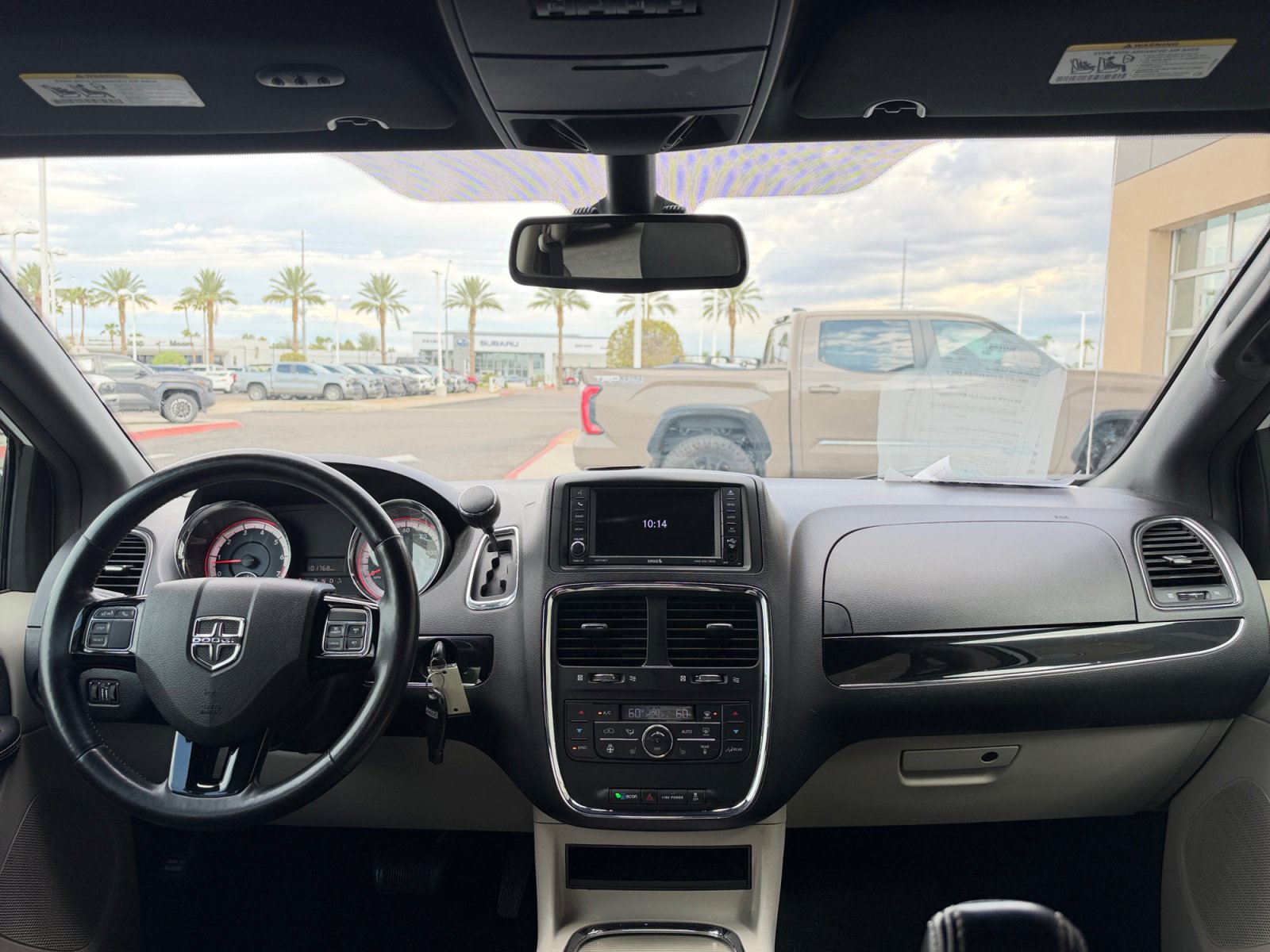 Used 2019 Dodge Grand Caravan SXT w/ Driver Convenience Group FWD image 20