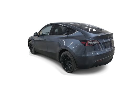 Certified 2023 Tesla Model Y Long Range AWD/4WD image 4