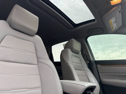 Used 2018 Honda CR-V Touring image 18