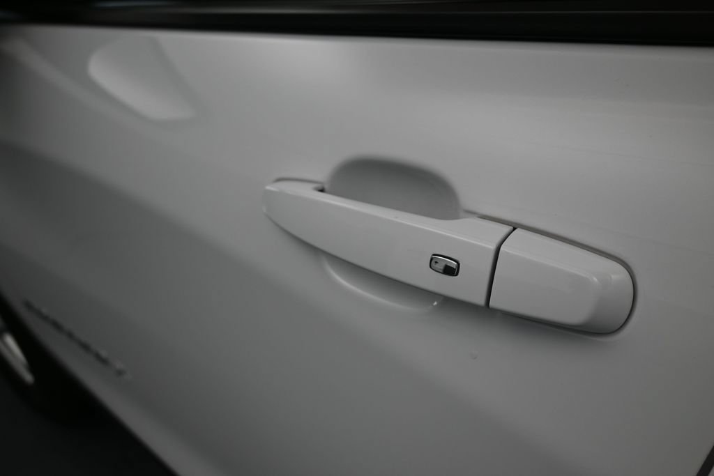 Used 2024 Chevrolet Equinox LS w/ LS Convenience Package FWD image 33