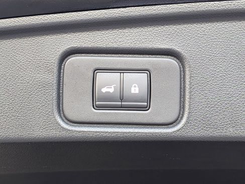 Used 2024 Nissan Pathfinder Platinum w/ Cargo Package image 22