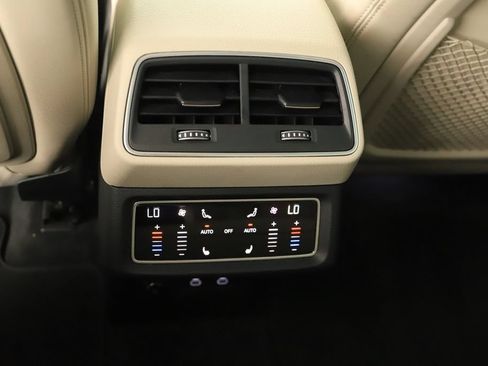 Certified 2024 Audi Q8 e-tron Premium Plus AWD/4WD image 22