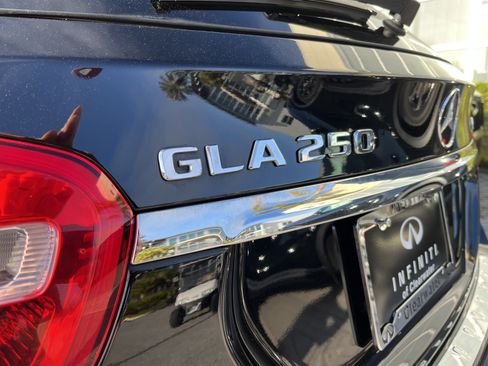 Used 2019 Mercedes-Benz GLA 250 4MATIC image 9