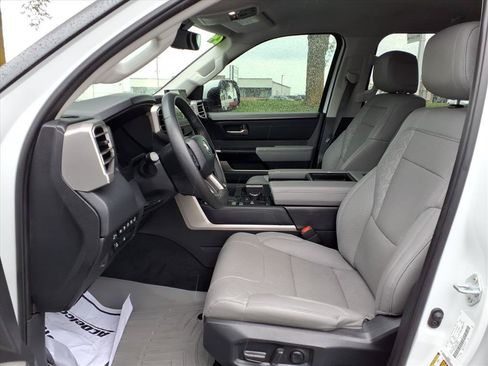 Used 2024 Toyota Tundra Limited w/ Power Package AWD/4WD image 25