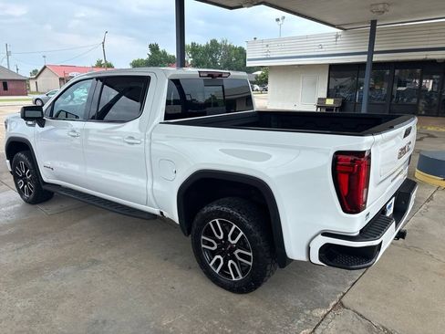 Certified 2024 GMC Sierra 1500 AT4 w/ Technology Package AWD/4WD image 7
