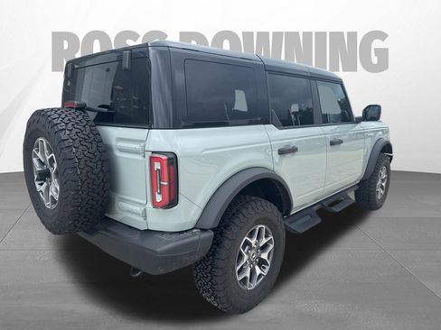 Used 2024 Ford Bronco Badlands AWD/4WD image 3