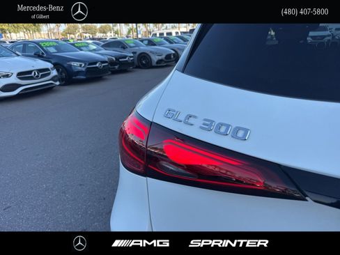 Certified 2025 Mercedes-Benz GLC 300 image 5