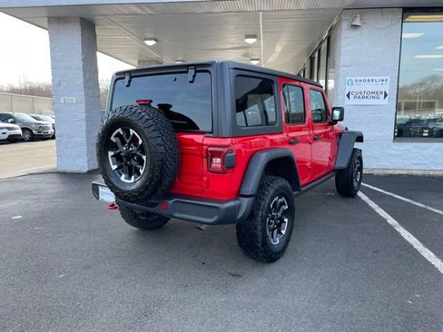 Used 2025 Jeep Wrangler Unlimited Rubicon image 32