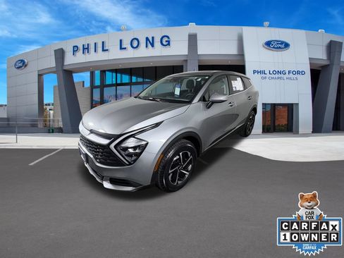 Used 2023 Kia Sportage LX AWD/4WD image 1