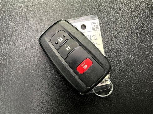 Used 2022 Toyota 4Runner Limited image 24