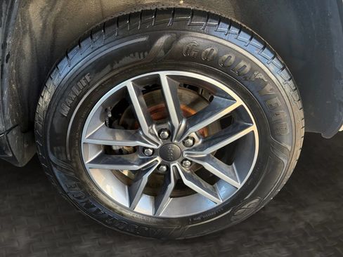 Used 2020 Jeep Grand Cherokee Limited AWD/4WD image 41