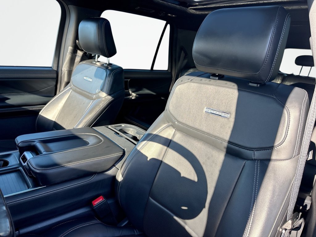 Certified 2025 Ford Expedition Max Platinum w/ Stealth Appearance Package AWD/4WD image 30