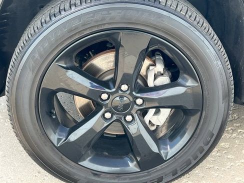 Used 2024 Jeep Grand Cherokee Altitude image 7