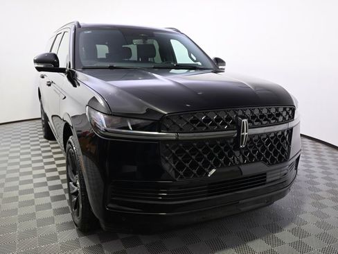 New 2026 Lincoln Navigator L Reserve w/ Jet Appearance Package image 9