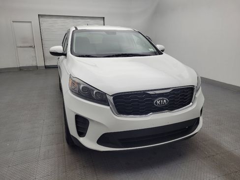 Used 2019 Kia Sorento LX image 14
