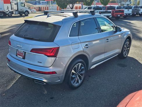 Used 2022 Audi Q5 2.0T Premium w/ Convenience Package image 5