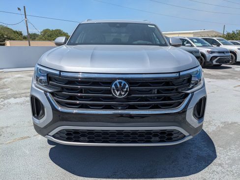 New 2026 Volkswagen Atlas Cross Sport SEL AWD/4WD image 9