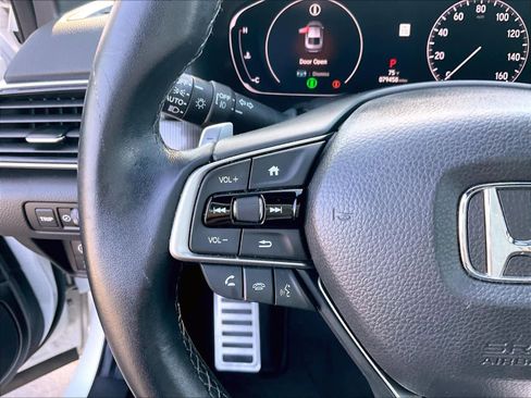 Used 2018 Honda Accord Sport image 20