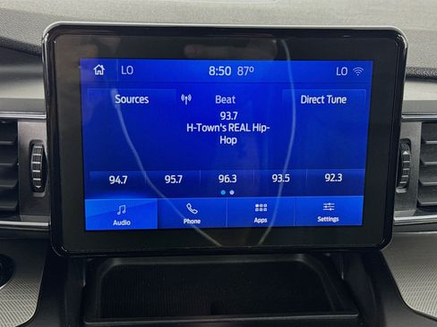 Used 2020 Ford Explorer XLT w/ Equipment Group 202A RWD image 16