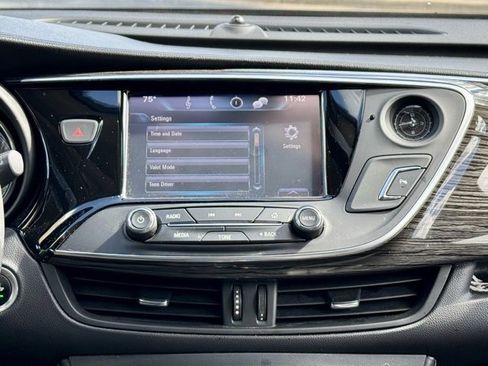 Used 2017 Buick Envision Essence image 23