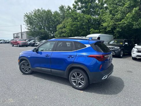 Used 2021 Kia Seltos S AWD/4WD image 4