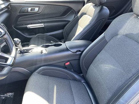 Used 2024 Ford Mustang Coupe RWD image 23