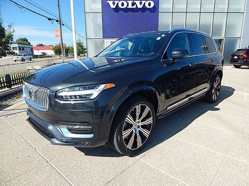 Certified 2022 Volvo XC90 T6 Inscription image 3