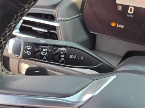 Used 2026 Chevrolet Traverse LT w/ Driver Confidence Package FWD image 31