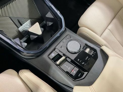 Certified 2025 BMW X3 xDrive30i w/ Premium Package AWD/4WD image 14
