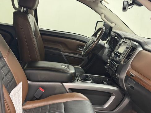 Used 2018 Nissan Titan Platinum Reserve w/ Platinum Utility Package image 44