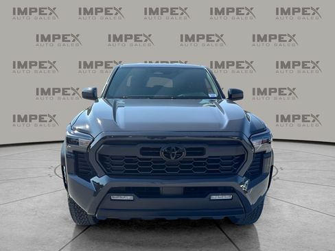 Used 2026 Toyota Tacoma TRD Off-Road AWD/4WD image 8