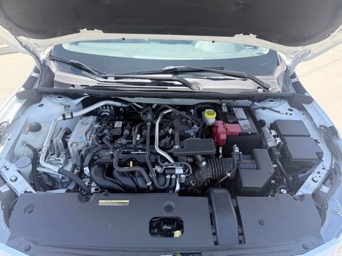 Certified 2023 Nissan Sentra SR FWD image 34