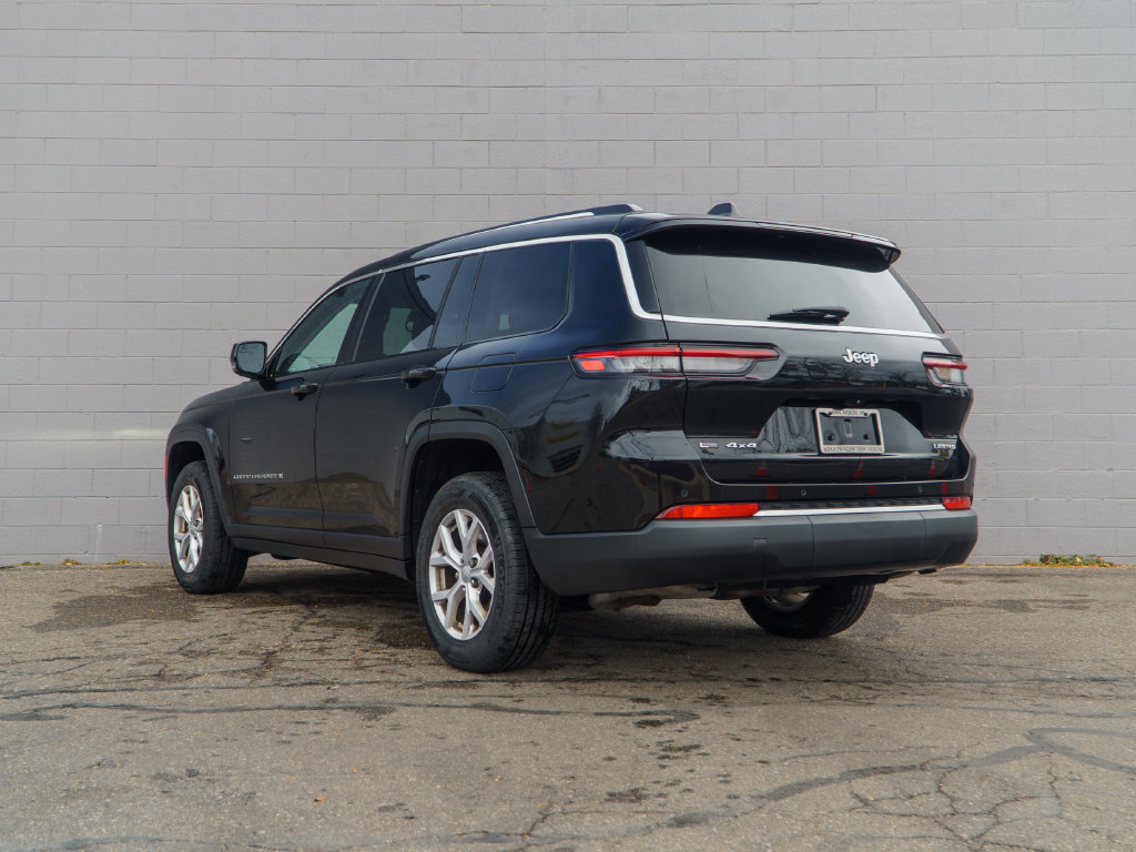 Used 2022 Jeep Grand Cherokee L Limited AWD/4WD image 3