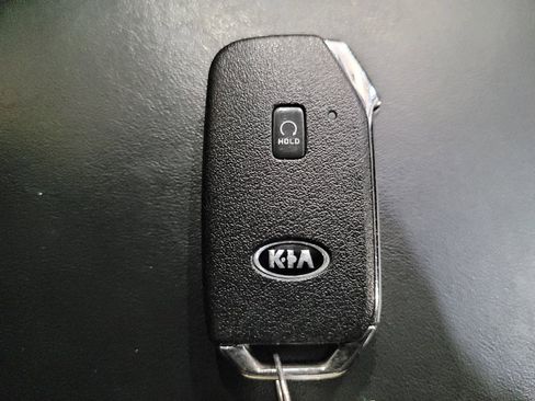 Used 2021 Kia Telluride EX w/ EX Premium Package AWD/4WD image 32