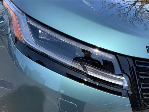 New 2026 Land Rover Range Rover Velar Dynamic SE image 13