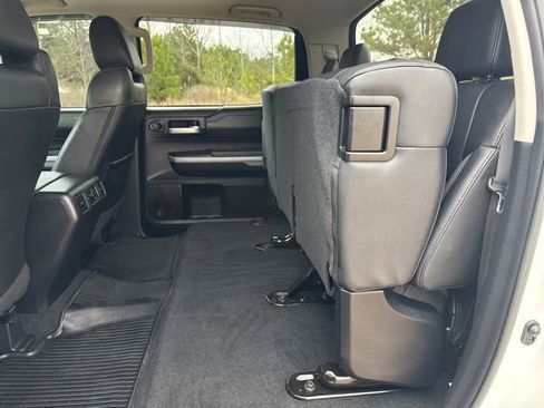 Used 2019 Toyota Tundra Limited w/ Limited Premium Package image 15