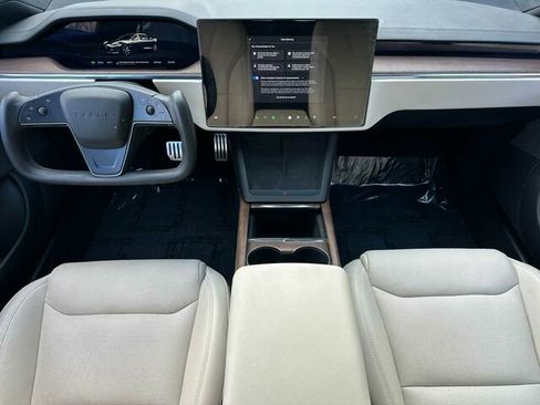 Used 2021 Tesla Model S Long Range image 16