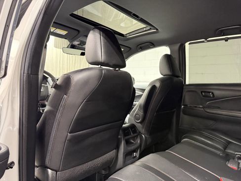 Used 2022 Honda Passport TrailSport image 19