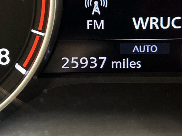 Used 2023 Nissan Rogue SL AWD/4WD image 25