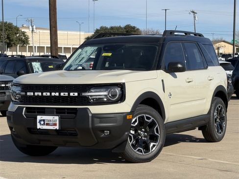 New 2025 Ford Bronco Sport Outer Banks image 24