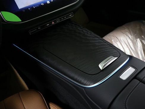 New 2026 Mercedes-Benz E 450 4MATIC Sedan image 23